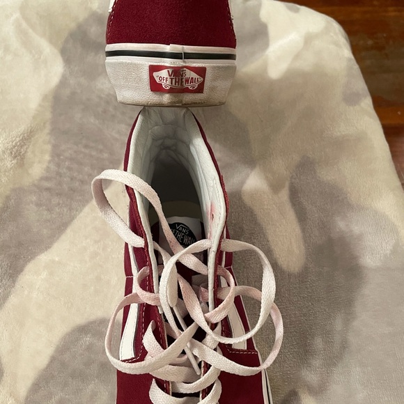 Vans - Picture 5 of 5